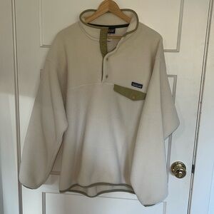 Patagonia fuzzy sherpa sweater